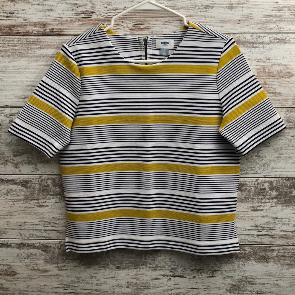Stripe top
